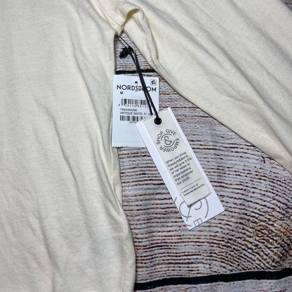 ⚡️SOLD⚡️ Guns N' Roses Band Long Sleeve Crop Tee Ivory Skull Graphic Shirt NEW - Picture 14 of 16